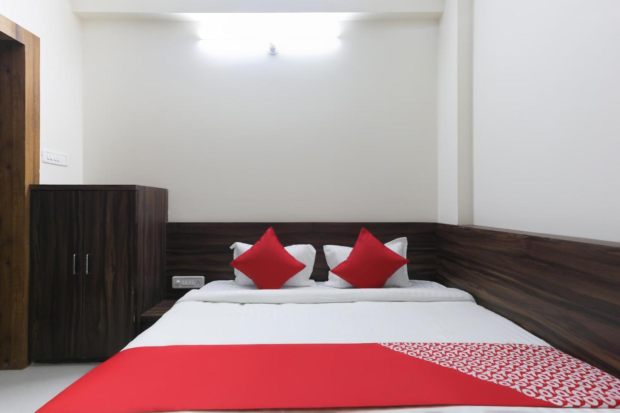 Hotel O La Flora Indore Extérieur photo
