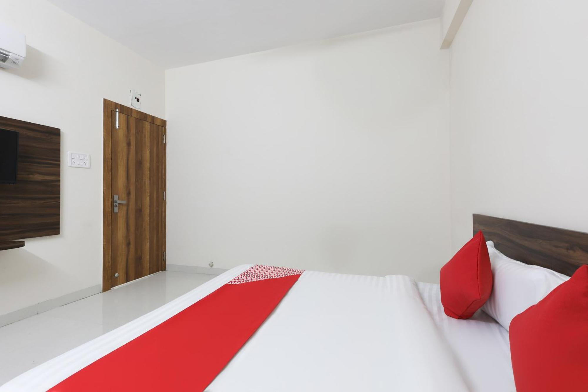 Hotel O La Flora Indore Extérieur photo