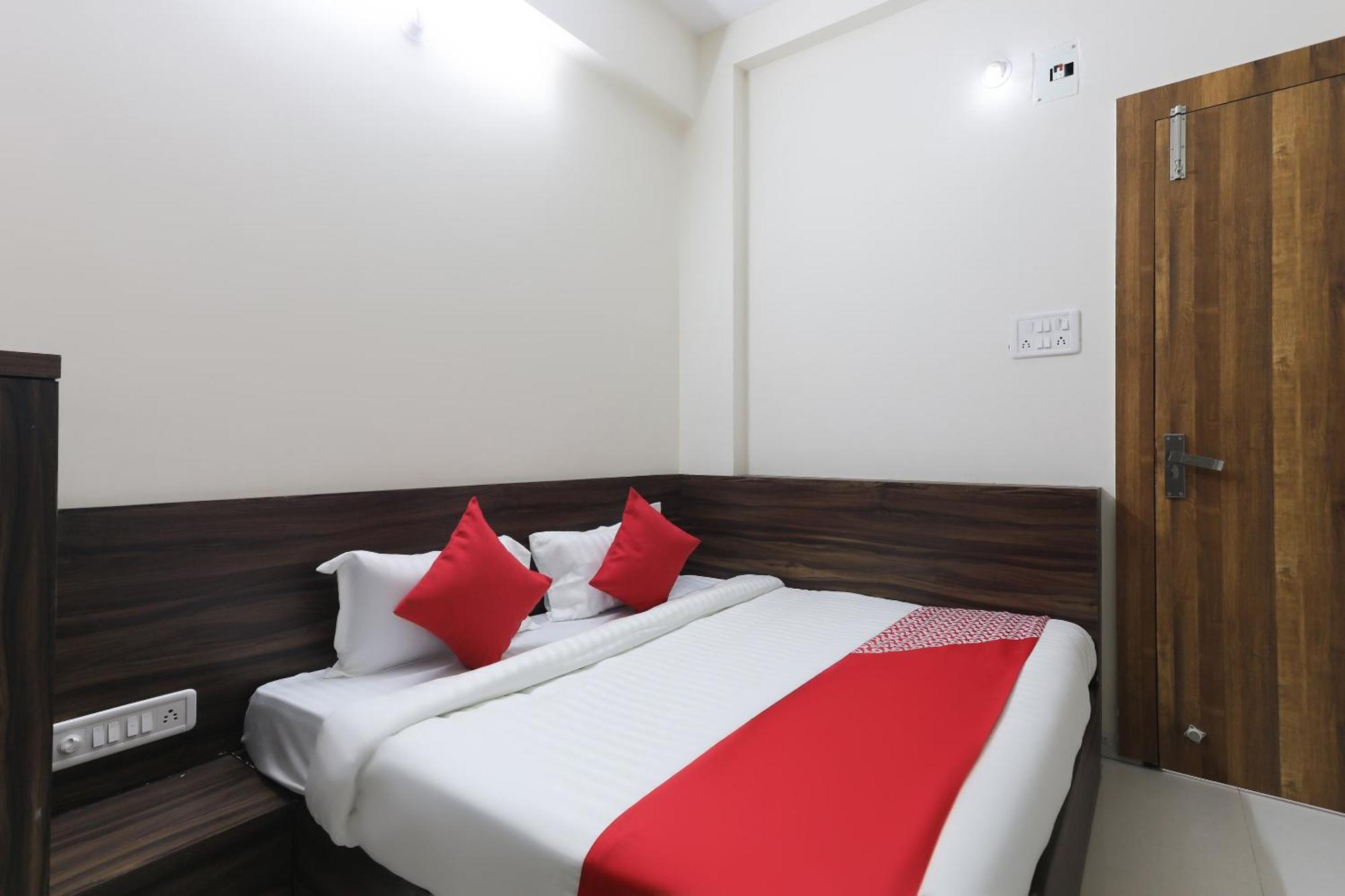 Hotel O La Flora Indore Extérieur photo