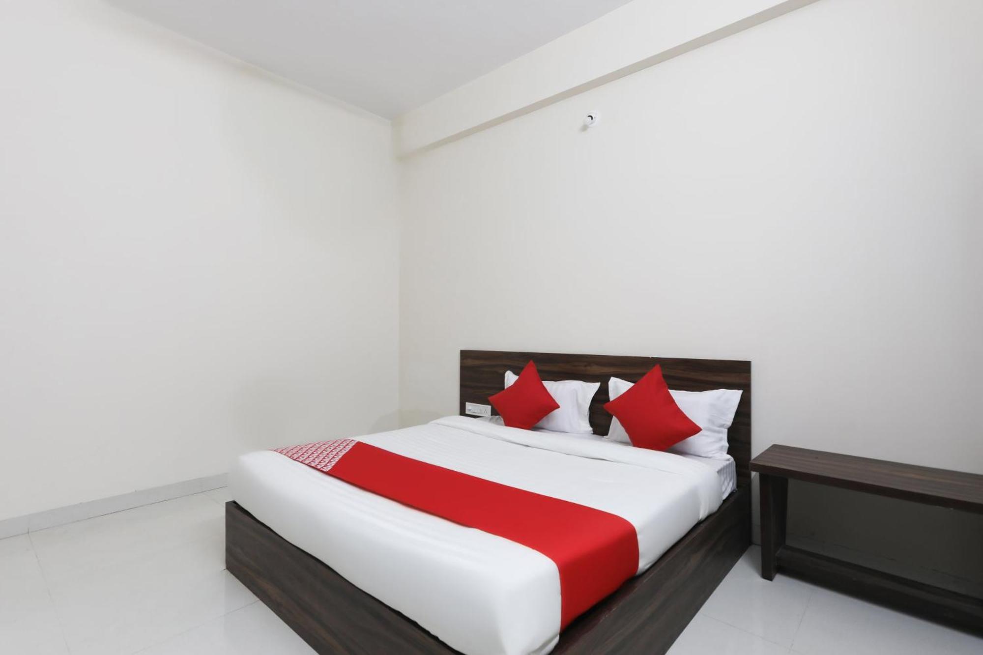 Hotel O La Flora Indore Extérieur photo